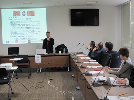 議員研修の様子