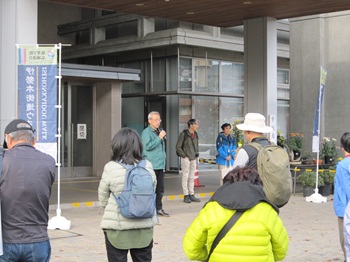 ウォーキングの様子の写真