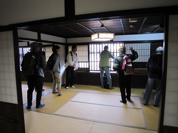 ウォーキングの様子の写真