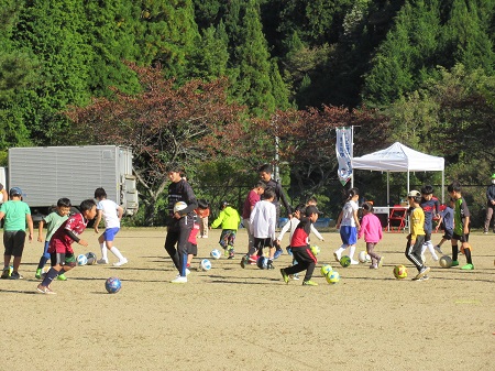 サッカー教室の様子の写真