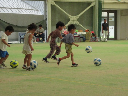 サッカー教室の様子の写真