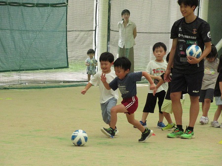 サッカー教室の様子の写真