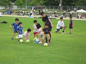 サッカー教室の様子の写真