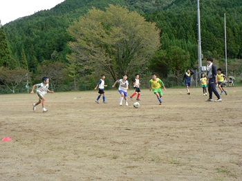 サッカー教室の様子の写真