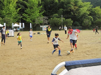 サッカー教室の様子の写真